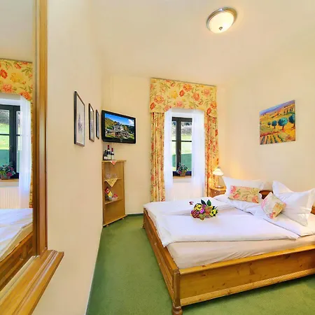 Hotel Praha 4*